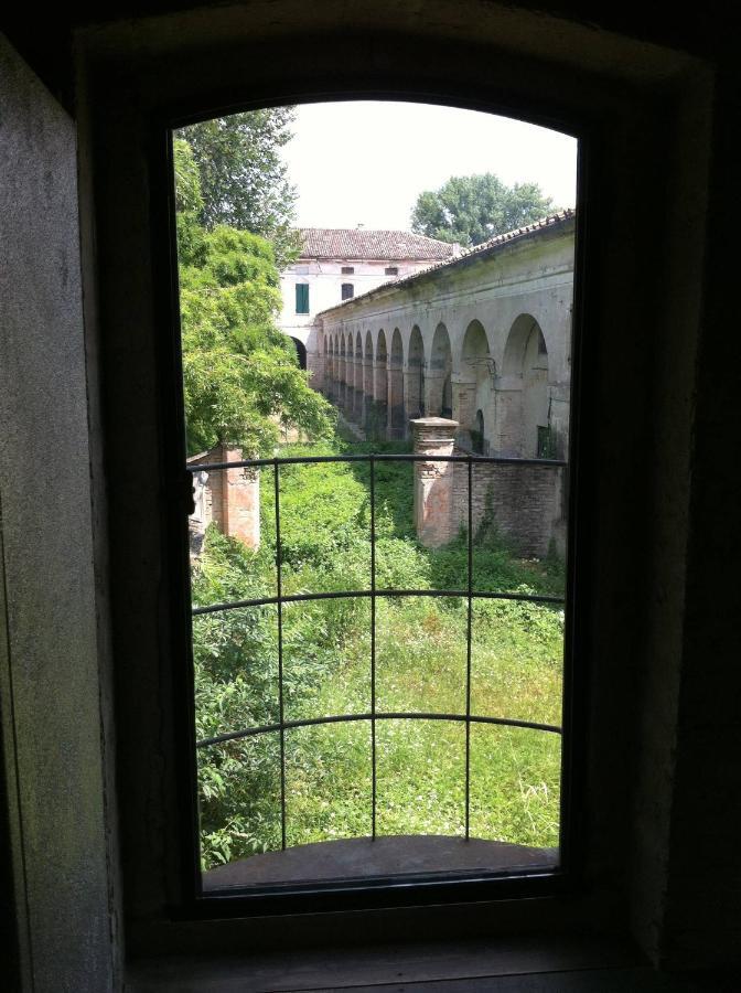 Loft Dellartista. Eclettico, Originale, Unico Appartement Ceresara Buitenkant foto